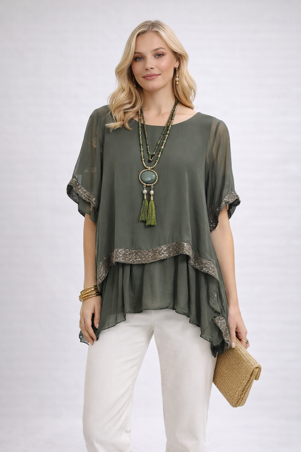 SAF İPEK PUL DETAY BLUZ